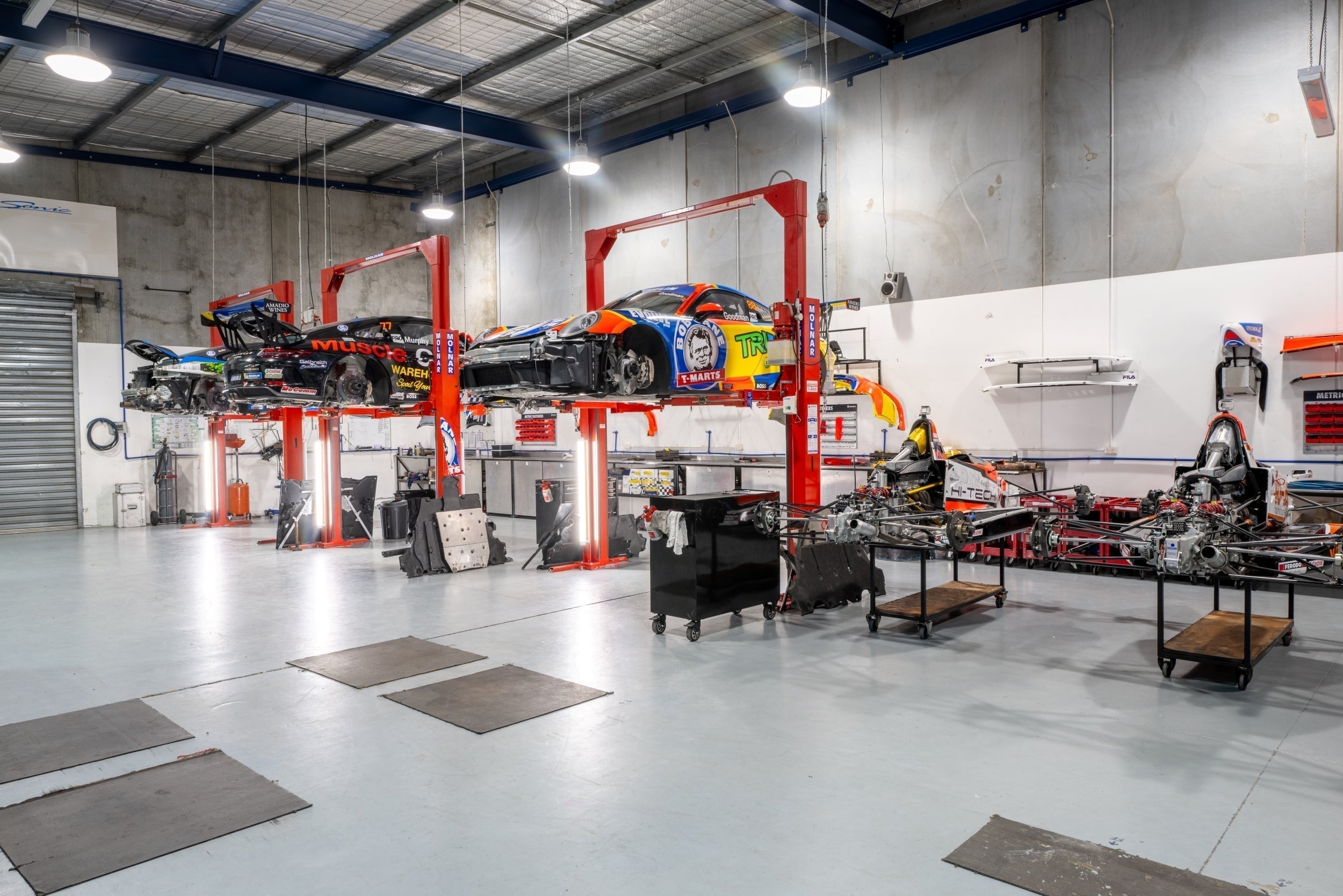 Sonic Motor Racing Services